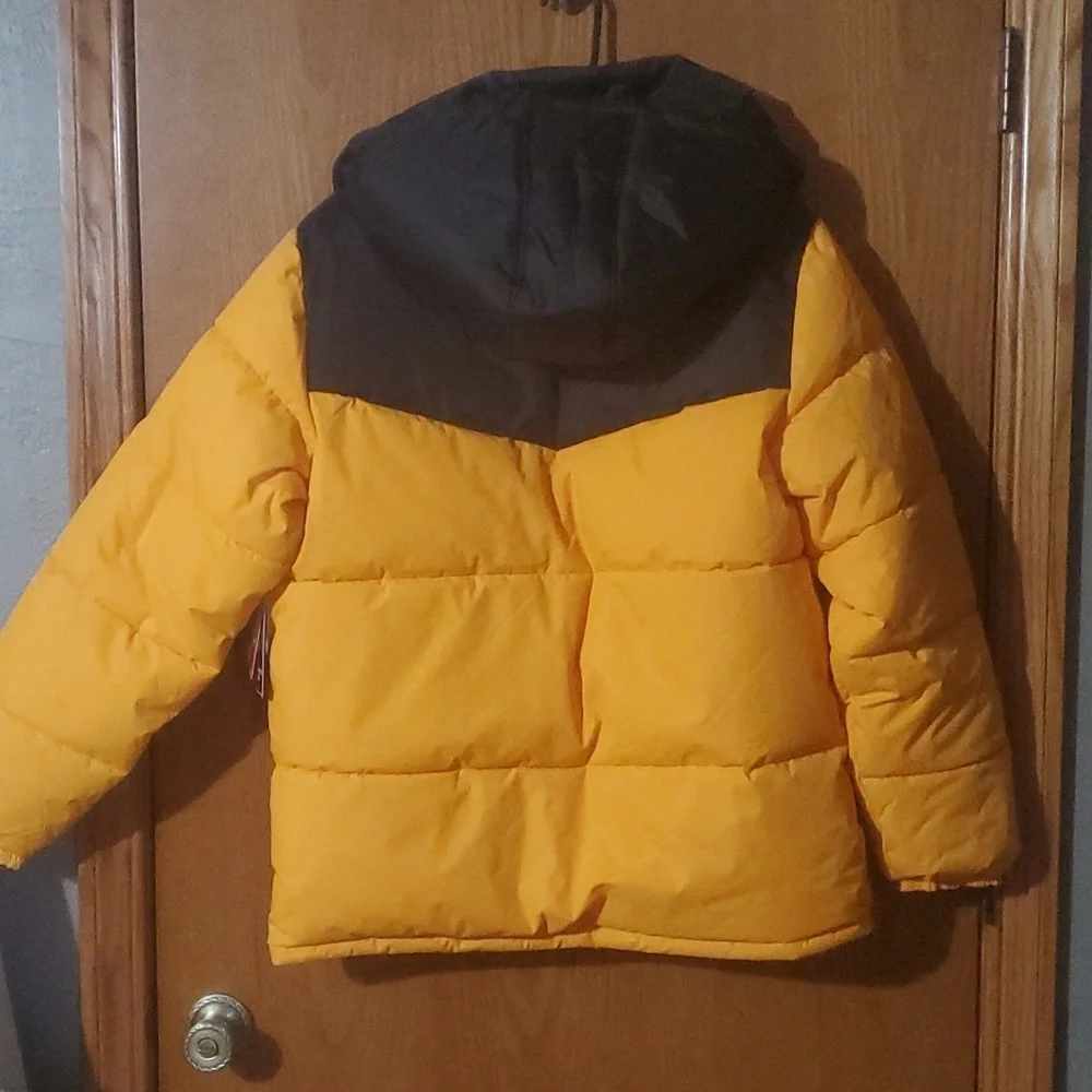 Reebok winter coat - Picture 2 of 8